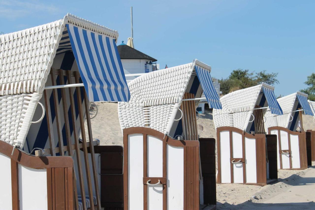 Ostsee Landhaus Am Schlosspark Ofc Wichmannsdorf ภายนอก รูปภาพ